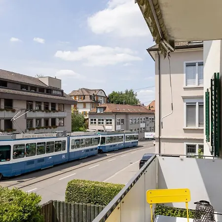 Stayy Bijou Balgrist Nahe Spital - Gratis Parkplatz Apartment *